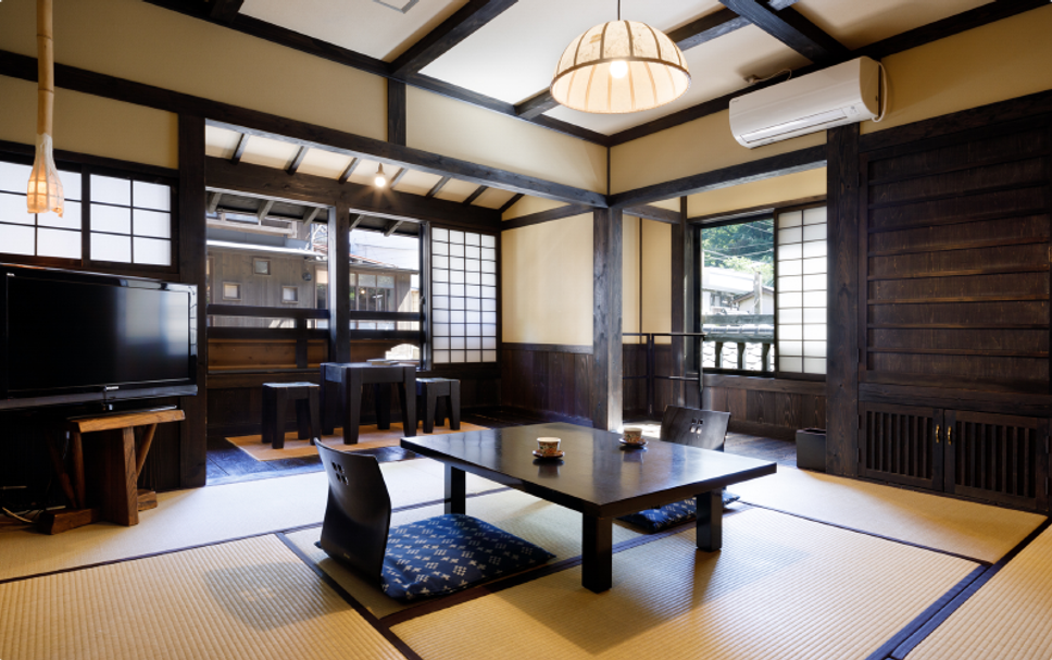 Dining room Photo