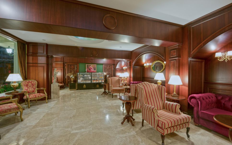 Lobby Photo