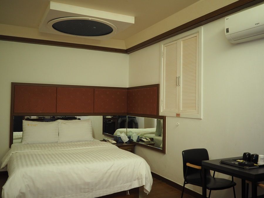 Bedroom